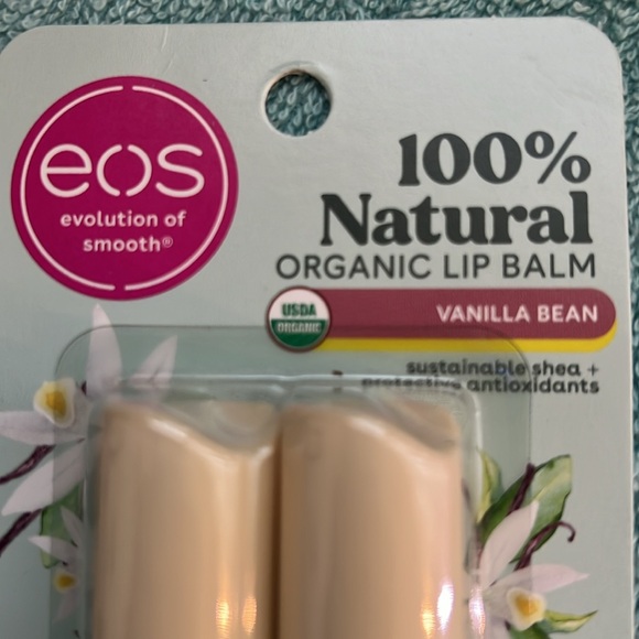Organic EOS Lip Balm Vanilla Bean 2 pk - Picture 3 of 3